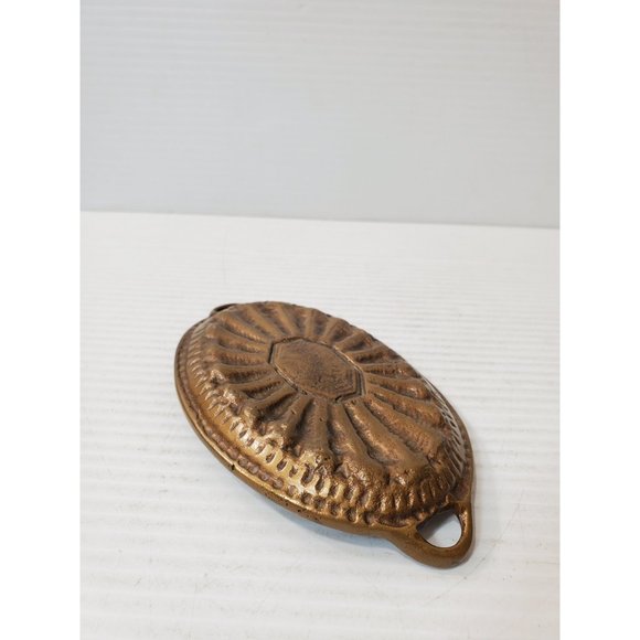 Vintage / BRASS SOAP DISH / Solid Brass Soap Holder Soap Dispenser Vinta… - Picture 6 of 10